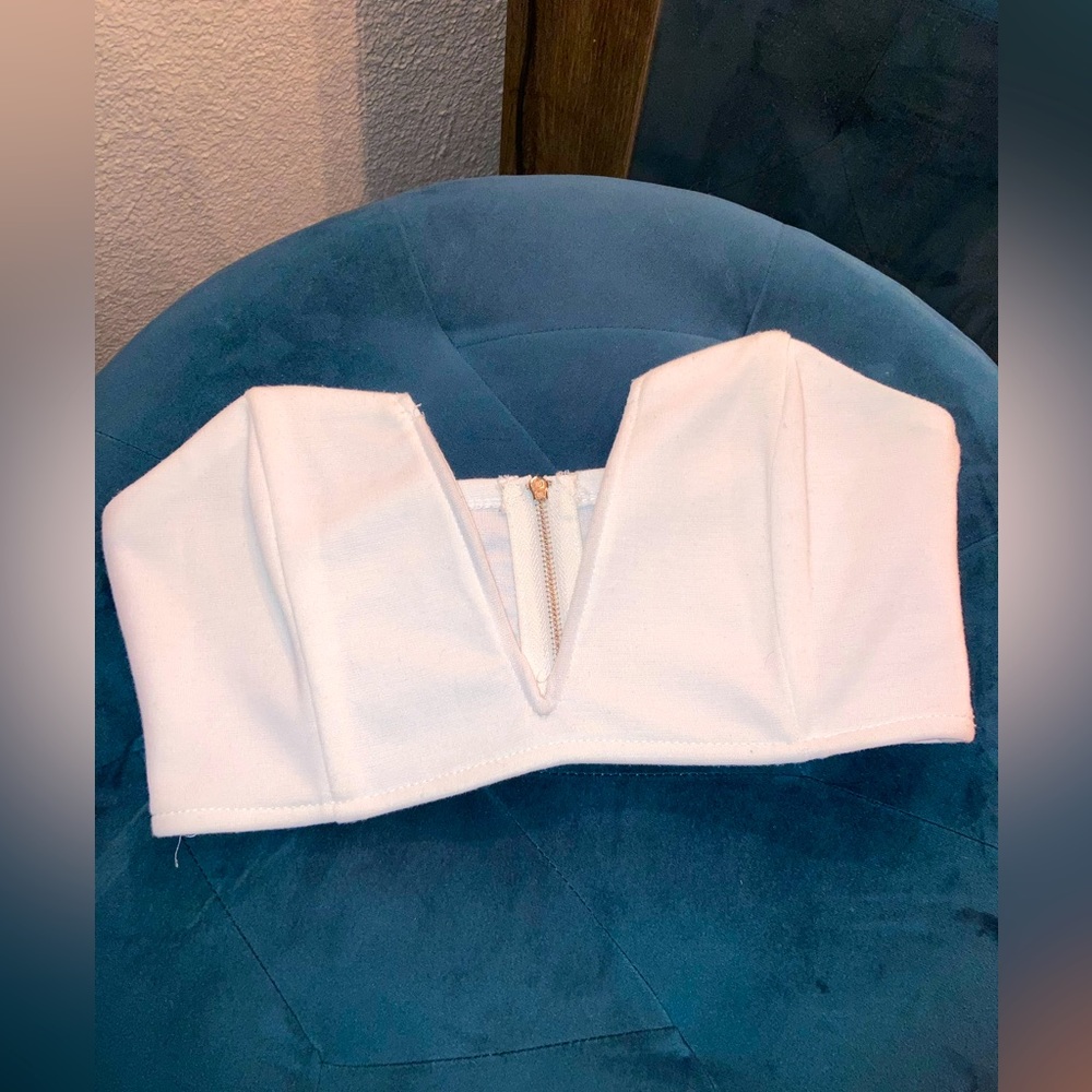 Strapless V-Plunge White Bustier Top